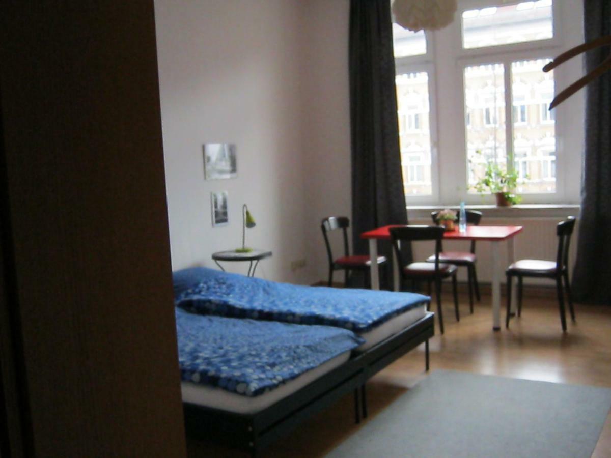 Hostel 2.Heimat ライプツィヒ エクステリア 写真